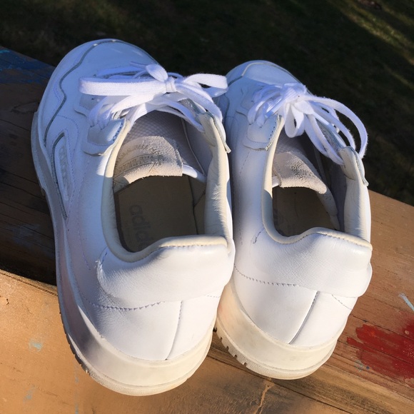 Addidas Low Top - Picture 3 of 3